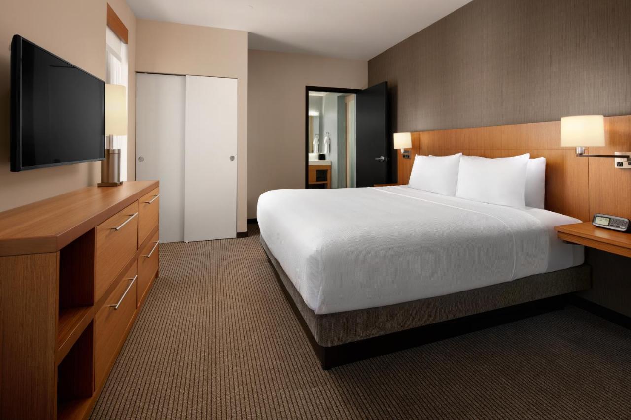 Hyatt Place Calgary Airport Ngoại thất bức ảnh